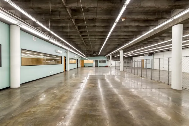 519 E Washington Boulevard, Los Angeles, California 90015