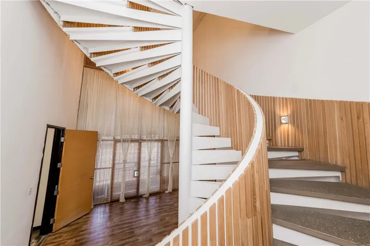 519 E Washington Boulevard, Los Angeles, California 90015