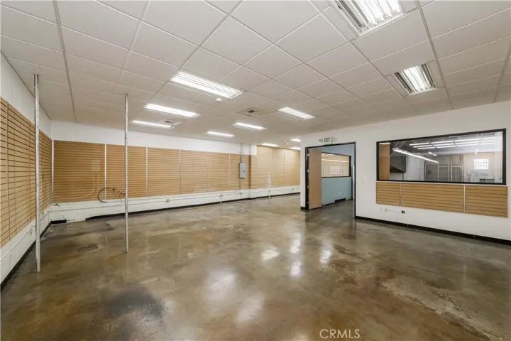 519 E Washington Boulevard, Los Angeles, California 90015