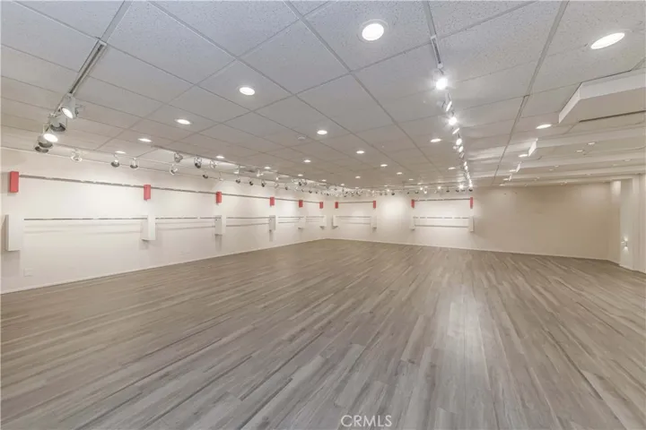 519 E Washington Boulevard, Los Angeles, California 90015