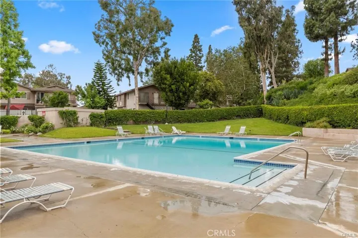 6548 Shady Gate Lane 29, Yorba Linda, California 92886