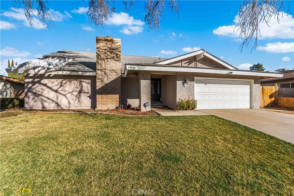 44028 Halcom Avenue, Lancaster, California 93536 home-pic-31