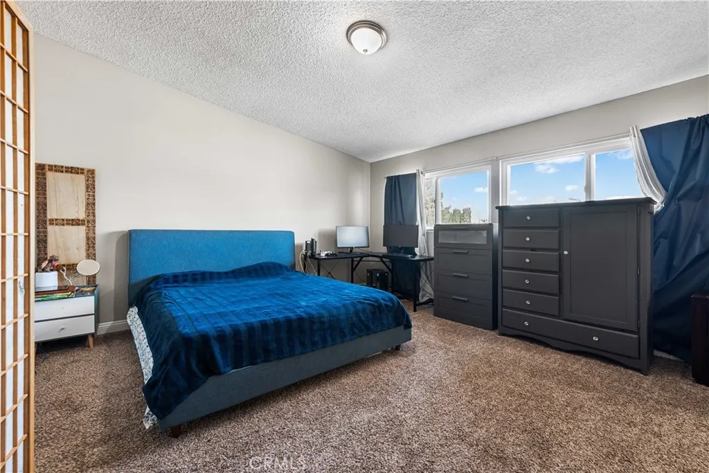 44028 Halcom Avenue, Lancaster, California 93536 home-pic-23