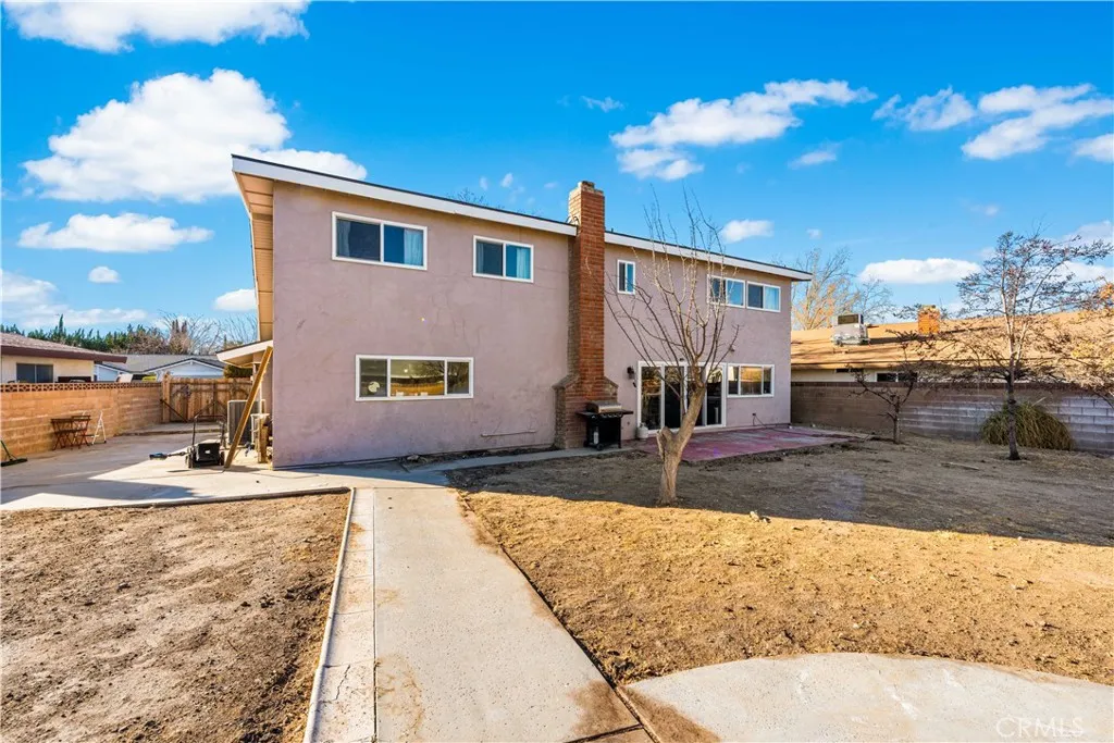44028 Halcom Avenue, Lancaster, California 93536 home-pic-27