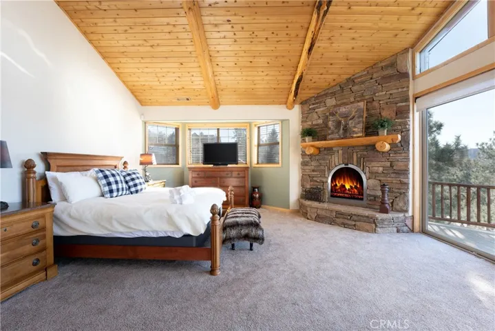 472 Windsong Place, Big Bear Lake, California 92315