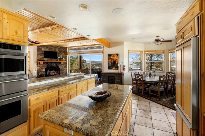 472 Windsong Place, Big Bear Lake, California 92315