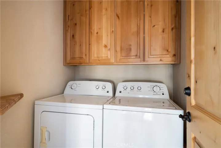 472 Windsong Place, Big Bear Lake, California 92315