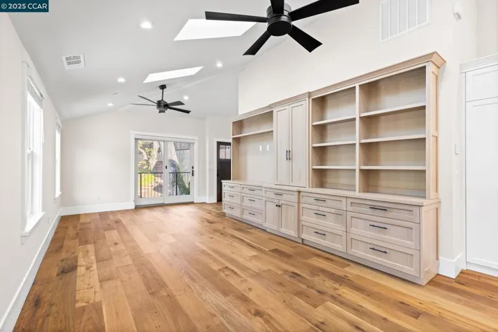100 Moraga Way, Orinda, California 94563-1234