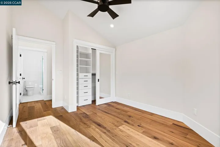 100 Moraga Way, Orinda, California 94563-1234