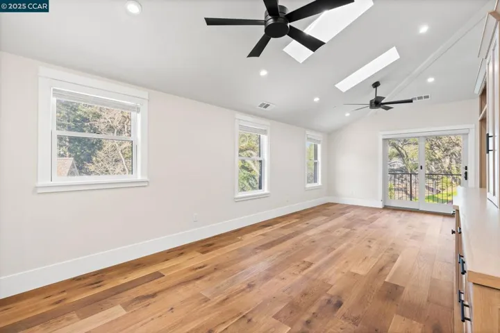 100 Moraga Way, Orinda, California 94563-1234