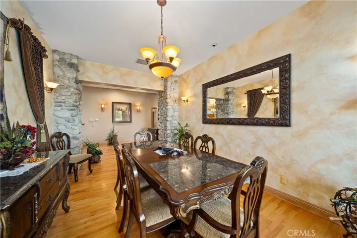 Dining​​‌​​​​‌​​‌‌​​‌​​​‌‌​​​‌​​‌‌​​‌‌​​‌‌​​​​ Room