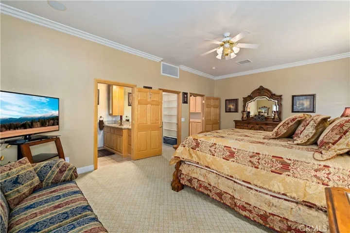 Separate En-Suite