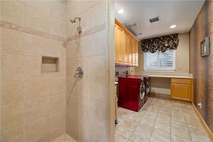 Laundry Room w/ Shower