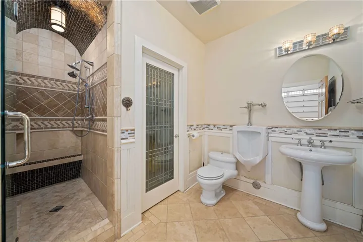 Shop Restroom w/ Shower