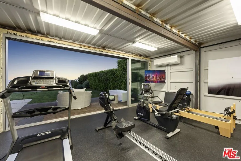 24685 Pacific Coast Highway, Malibu, California 90265 home-pic-25