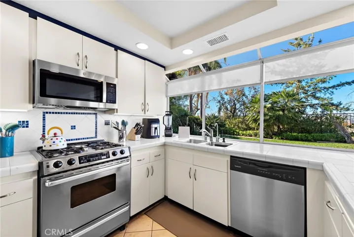 21121 Winchester Drive, Rancho Santa Margarita, California 92679