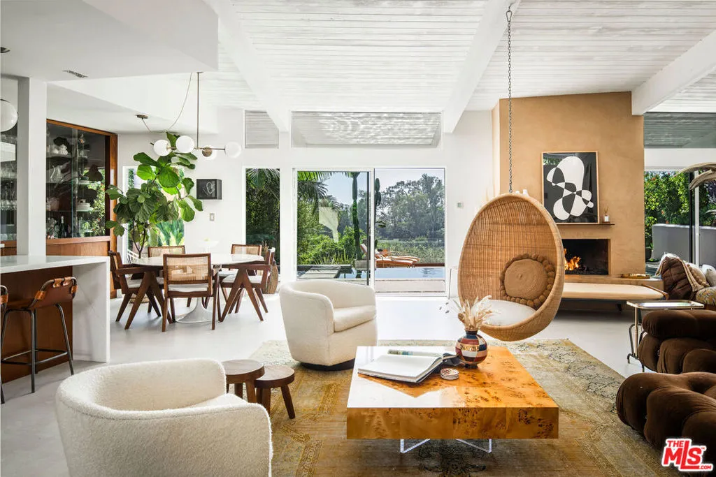 2102 Ridgemont Drive, Los Angeles, California 90046 home-pic-3