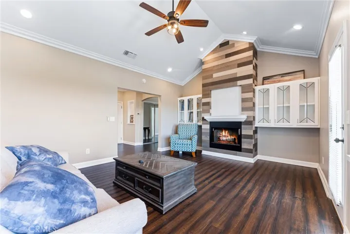 2586 Turnbull Canyon Road, Hacienda Heights, California 91745