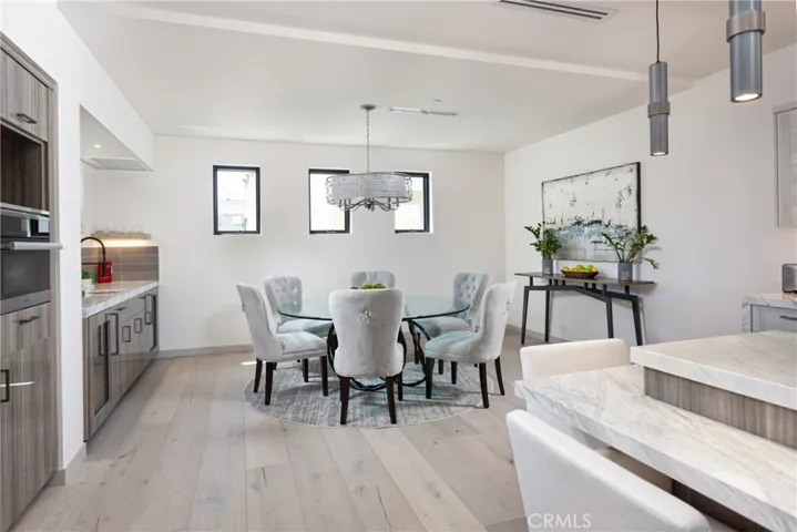 358 Dahlia Place, Corona Del Mar, California 92625