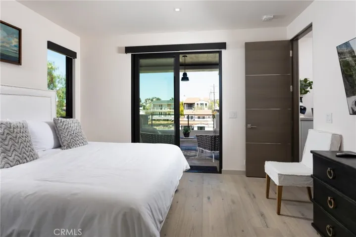 358 Dahlia Place, Corona Del Mar, California 92625