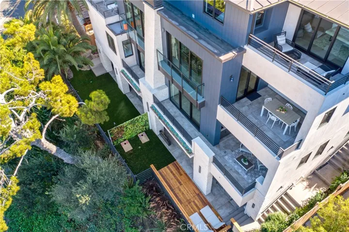 358 Dahlia Place, Corona Del Mar, California 92625