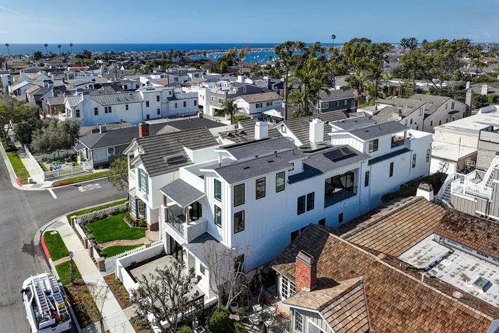 603 Acacia Ave Unit #b Avenue, Corona Del Mar, California 92625