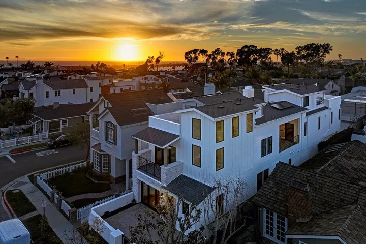 603 Acacia Ave Unit #b Avenue, Corona Del Mar, California 92625