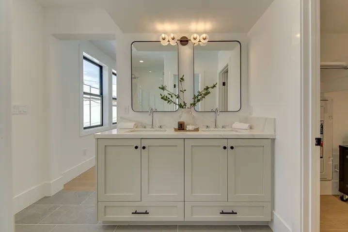603 Acacia Ave Unit #b Avenue, Corona Del Mar, California 92625