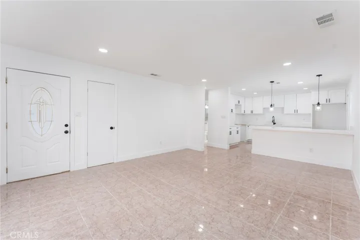 5992 Doris Drive, Jurupa Valley, California 92509