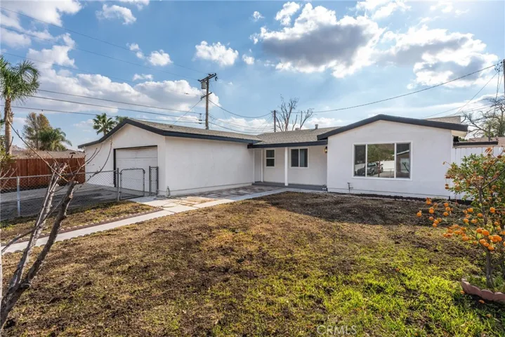 5992 Doris Drive, Jurupa Valley, California 92509