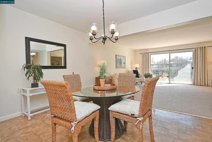 2001 Oakmont Way 8, Walnut Creek, California 94595