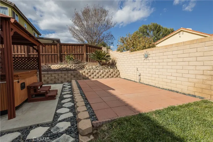 15166 Spinnaker Drive, Lake Elsinore, California 92530