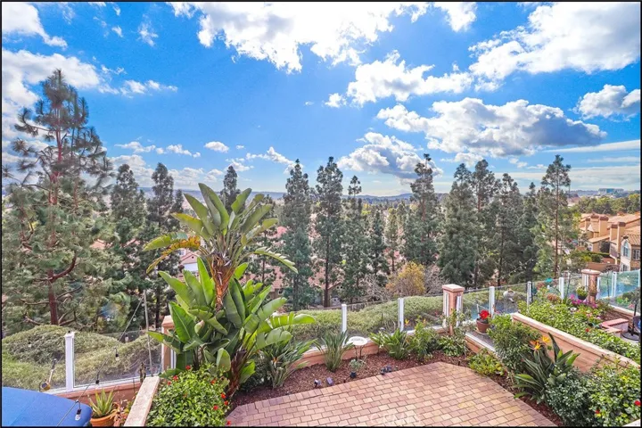 51 Via Athena, Aliso Viejo, California 92656