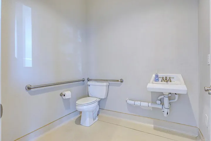 1575 S Escondido Blvd, Escondido, California 92025