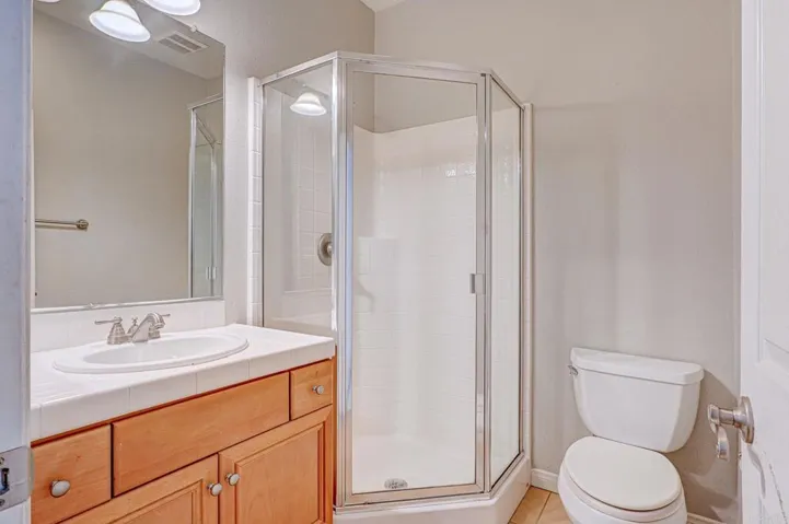1575 S Escondido Blvd, Escondido, California 92025
