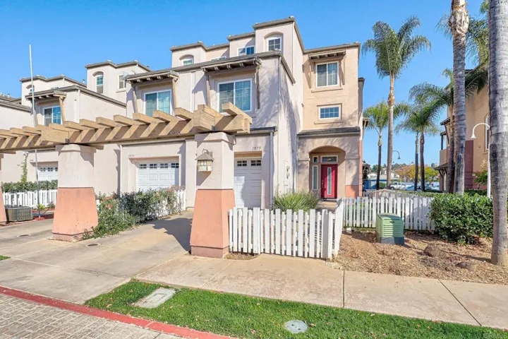 1575 S Escondido Blvd, Escondido, California 92025