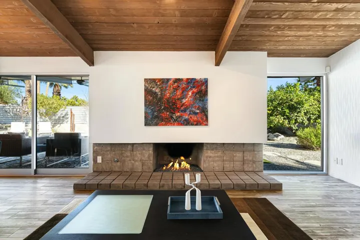 Gas fire place