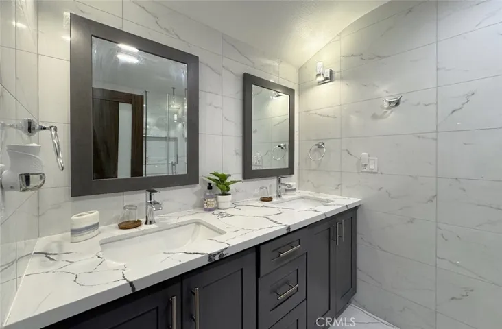 2002 S Margie Lane, Anaheim, California 92802