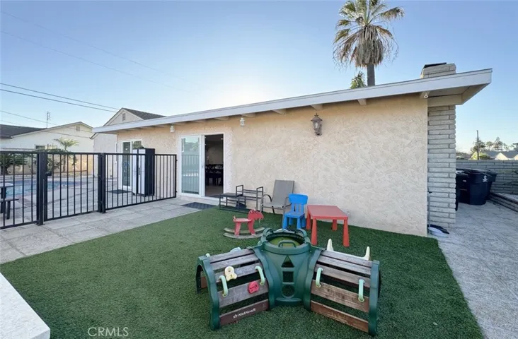 2002 S Margie Lane, Anaheim, California 92802