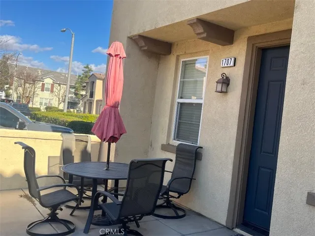 1800 E Lakeshore Drive 1707, Lake Elsinore, California 92530