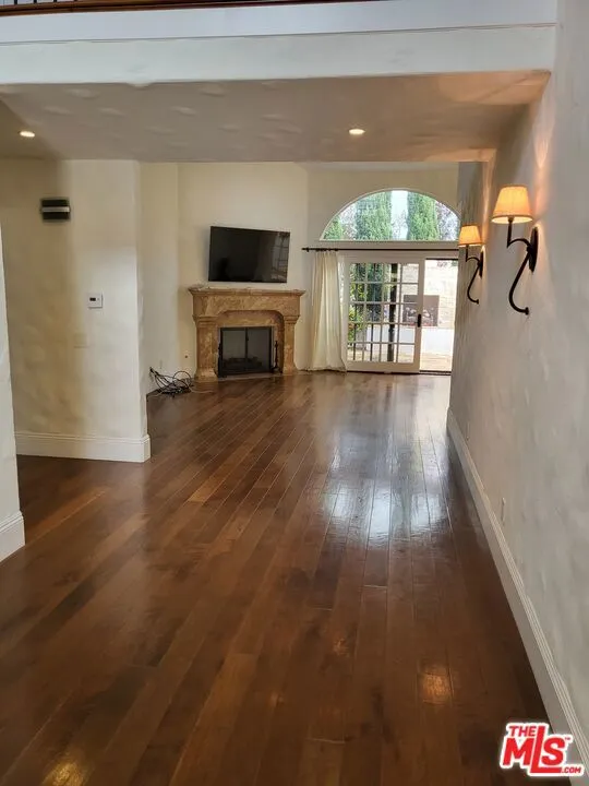 28 Westport, Manhattan Beach, California 90266 home-pic-25