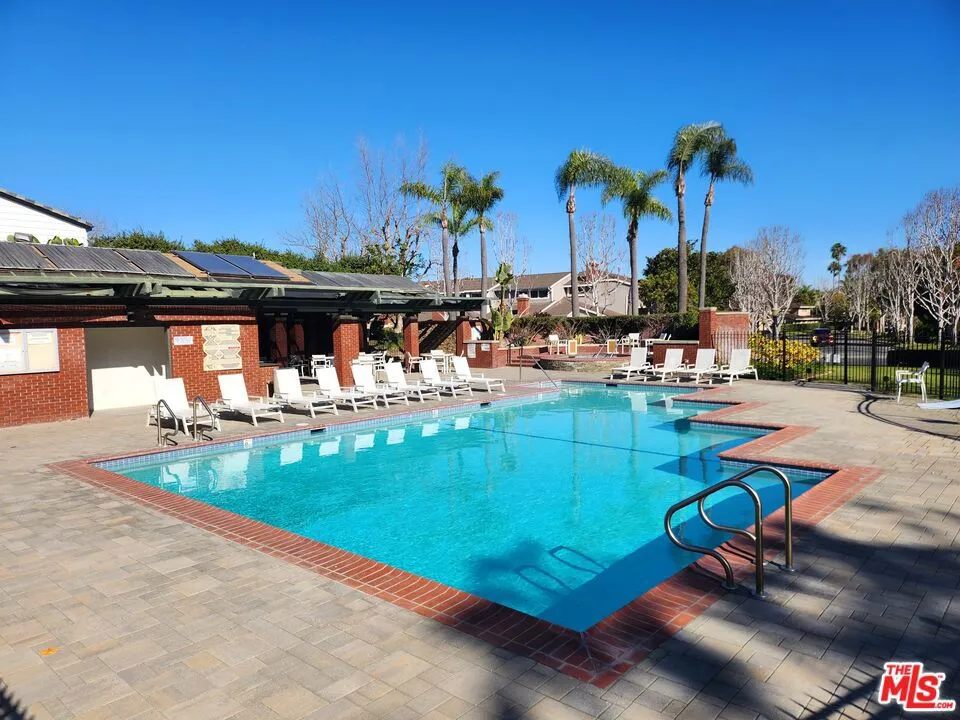 28 Westport, Manhattan Beach, California 90266 home-pic-30