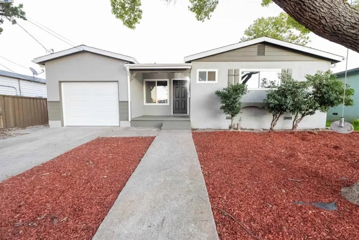 221 Benjamin Ave, Pittsburg, California 94565