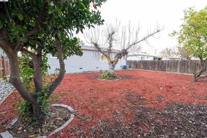 221 Benjamin Ave, Pittsburg, California 94565