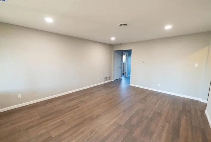221 Benjamin Ave, Pittsburg, California 94565