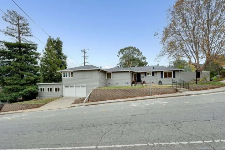 705 W Hillsdale Boulevard, San Mateo, California 94403