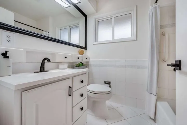 705 W Hillsdale Boulevard, San Mateo, California 94403
