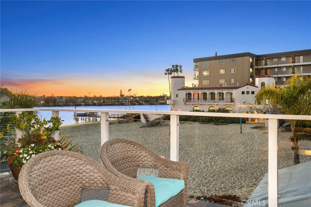 2616 Cove Street, Corona Del Mar, California 92625, 3 Bedrooms Bedrooms, ,3 BathroomsBathrooms,Residential Lease,For Rent,Cove,NP25013074