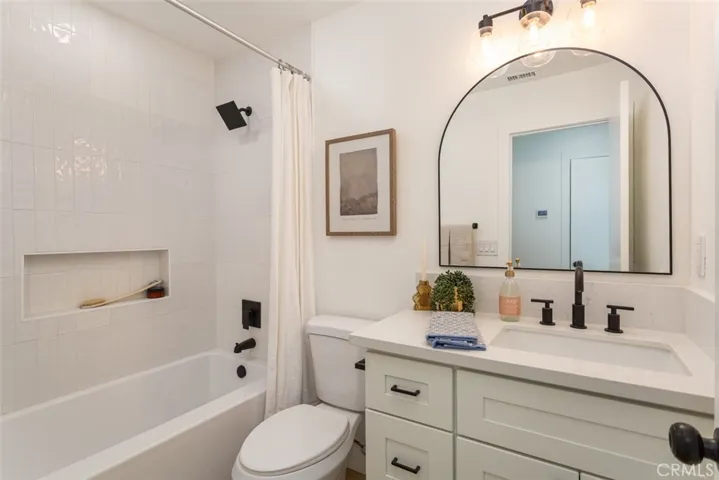 10172 Fallsvale Lane, Riverside, California 92503