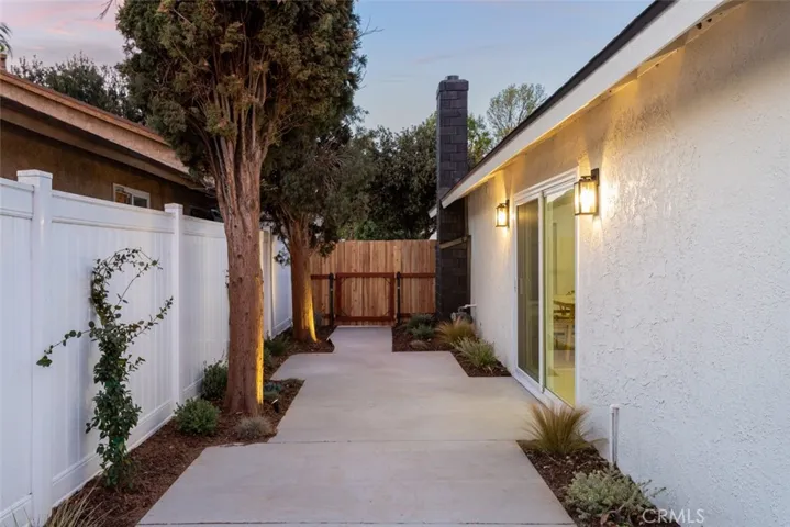 10172 Fallsvale Lane, Riverside, California 92503